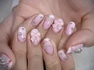 【HAND】🉐【爆人気No:1】ワンホンネイル　👏時間内10本デザイン、シール、ホロ、高級パーツつけ放題!