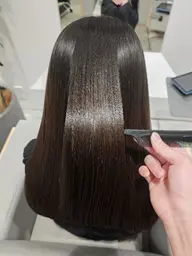 誰もが憧れる美髪ストレート+髪質改善トリートメント
