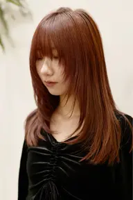 「u30」スタイリスト前限定クーポン☘️レイヤーカット☘️クイックトリートメント