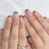 フレンチジェルネイル✨💅【オフあり⚠️】【ケア込み】
