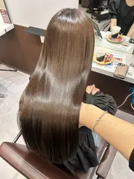 【艶髪】縮毛矯正＋カット＋カラー＋トリートメント
