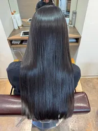 【癖、うねりが気になる方💫🌟】縮毛矯正🫧💓