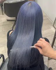 《平日18時30分​〜​のご案内》🩶ブリーチ＋透明感カラー🩶