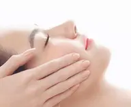 もっちりご機嫌お肌体験♪フェイシャルケア(メーク付き)