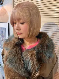 全頭ブリーチカラー＋トリートメント+カット💇‍♀️