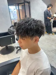 🔥【ミニモ限定スタイリング剤プレゼント！】メンズカット＋ツイストorスパイラルパーマ！『モデニカアートプレゼント！』