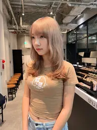 顔まわりカット✂️+ダメージ98%offケアブリーチ＆＋ケアカラー✨＋超音波クイックトリートメント✨✨