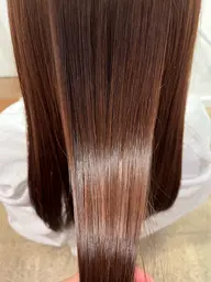 迷ったらこちら💁♀️髪質改善トリートメントお悩み解決うるツヤ髪に🪄
