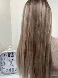 【自然なストレートに】オイルストレートパーマ🌿＋超音波トリートメント🌸カットなし