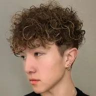 【海外風⚡️ハイライト⚡️】メンズカット+海外風ハイライトカラー🩵センターパート