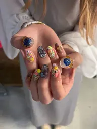 【個性ネイル】自爪持ち込み★デザインやり放題　12980 →11800yen