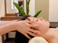 【頭痛・首肩こり】選べるアロマで全身リンパ＆オイルヘッドスパ80分