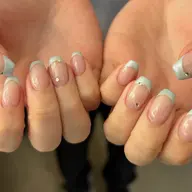 フレンチネイルˊ˗