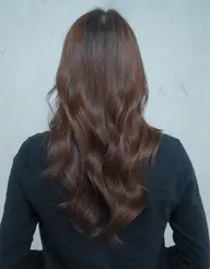 (新規の方のみ)ロング限定!ブリーチ無しで作る落ち着いたこだわりの艶カラー¥6000👌