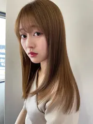 🌷カット+髪質改善ストレート🌷クセや湿気でうねる髪もまとまる縮毛矯正です!柔らかく艶々な仕上がりになります!