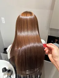 【U24】垢抜け✨縮毛矯正＋前髪カット＋トリートメント🌟🎶