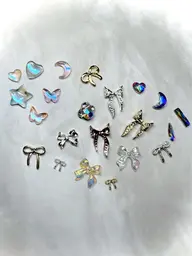 【✨️キラキラ好きな方✨️】うるちゅるワンホンネイル💎〈オフなし〉