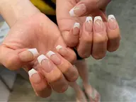 ミニモ限定メニュー🐋クリアベース＊フレンチネイル ！(オフ込み価格)フィルイン無料