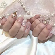 【 ジェル 】《オフ有》 4本アート (オフ、ケア、指名料込み)