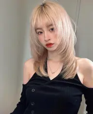 顔周りレイヤーカット🧊＋オリジナルトリートメント🫧