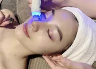 【ハイドラ水素ピーリング】毛穴の角栓・黒ずみ洗浄