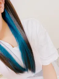 ミニモ学割　新規限定ケアブリーチ、イヤリングカラー、インナーカラー+トリートメント