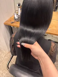 【期間限定❗️】❤️‍🔥縮毛矯正❤️‍🔥＋ ケラスターゼトリートメント🫧