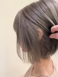 【ブリーチ込みWカラー】🦋透明感抜群🦋髪質改善レブリン酸トリートメント🦋