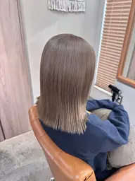 ブリーチリタッチオンカラー