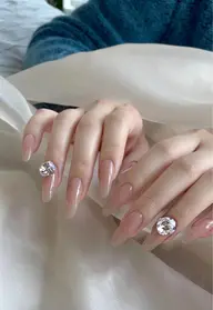 【期間限定】ワンカラーネイル2本大きいパーツ付き【パーツ以外👌】