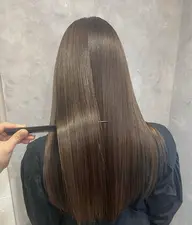 【広がりうねり改善】3.4月限定❗️柔らか艶ストレート×オーダーメイド矯正《ダメージ最小》+似合わせカット