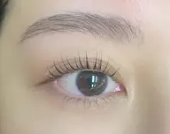 【初回】まつげパーマ(上)⭐️内部補修トリートメント付¥5000