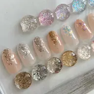 オフなしワンカラー+先端ラメ✨