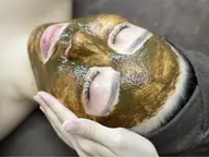 ハーブピーリング(顔)国産ハーブにこだわり、ドクターズハーブ使用。肌質改善 ワントーンアップ ニキビでお悩みの方