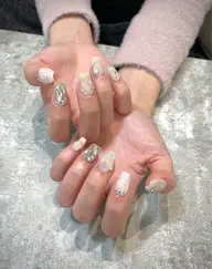 アートし放題💅✨【オフ込み】ストーン埋め尽くしOK🙆‍♀️持ち込みパーツもOK（3時間アートし放題）