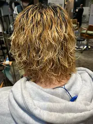 【メンズ限定】🔥ブリーチとパーマを同時に🔥⚠️ブリーチダブルカラーパーマ⚠️