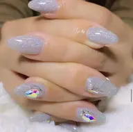 ポイントネイル・アート🎨6本まで（オフなし）持ち込み🉑