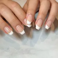 【ハンド/オフ有り】 フレンチネイル ベースカラー有り