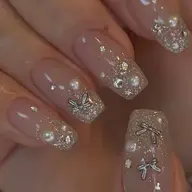 【ブライダル・ウエディングネイルにおすすめ】シルバーグラデーションネイル💫💫