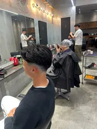 【U24学割】💈メンズカット(バーバースタイル)+シャンプー💈