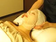 【フェイシャル+美容液たっぷり3Dマスク+デコルテケア60分】