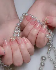 💓ジェルオフ無料💓持ち込みBコース➕ストーンつけ放題持ち込みアート6本やり放題➕他の4本はワンカラー