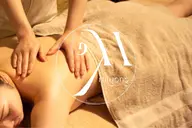 小顔コルギ+全身オイルリンパマッサージ(カッサ付き)120分¥22000→¥15400