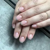 [ガラスフレンチ]  丁寧にケア込み🌷ベースが付きます👀パラジェル対応💅