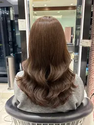 【特別価格でリタッチカラー🌷】伸びた根元部分だけ染めて繋げます✨️※シャンプーブロースタイリング込み🛁