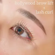 初回限定【まつ毛パーマ+ハリウッドブロウリフト】まつ毛、眉毛デザインご相談。トリートメント&保湿美容液仕上げ付き！