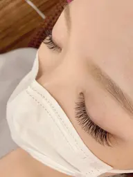 ボリュームラッシュ 100束🌈カラーラッシュへの変更もできます