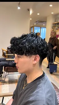 【メンズ限定🧑🦱】カット+パーマ+炭酸シャンプー【スペインカール/波巻きパーマ等】