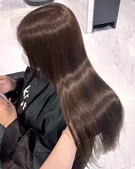 【💖ミニモ限定SALE💖】レイヤーカット✄✂︎‬＋透明感カラー💕＋髪質改善トリートメント✨️コテ巻き髪仕上げ🎀