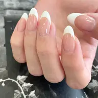 【初回オフ無料】グラデ / フレンチ🌿2種類から選択🉑ベースカラー追加＋1,100円